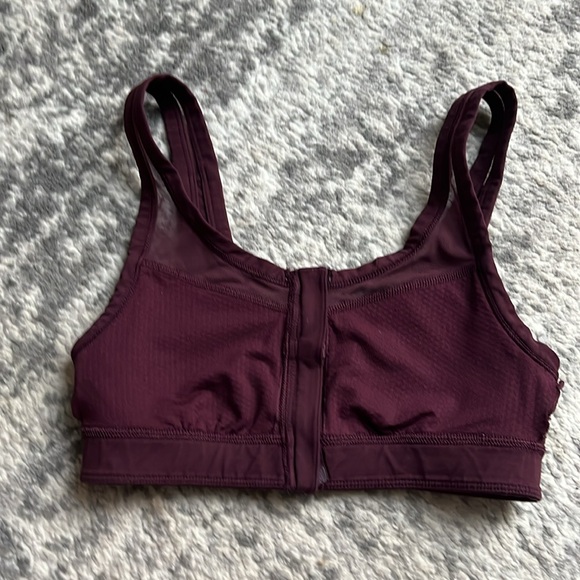 Lululemon Sports bra - Picture 3 of 4